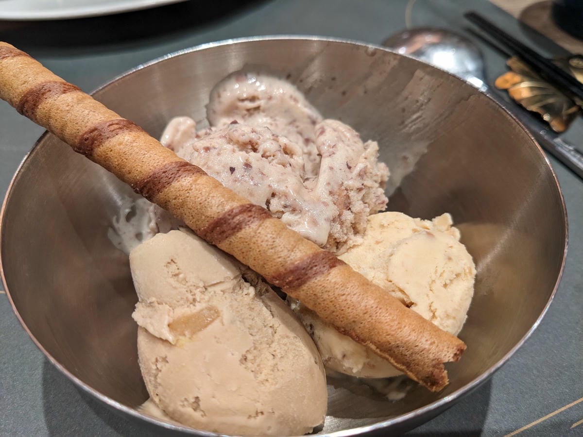 旭集台北信義自助餐吃到飽