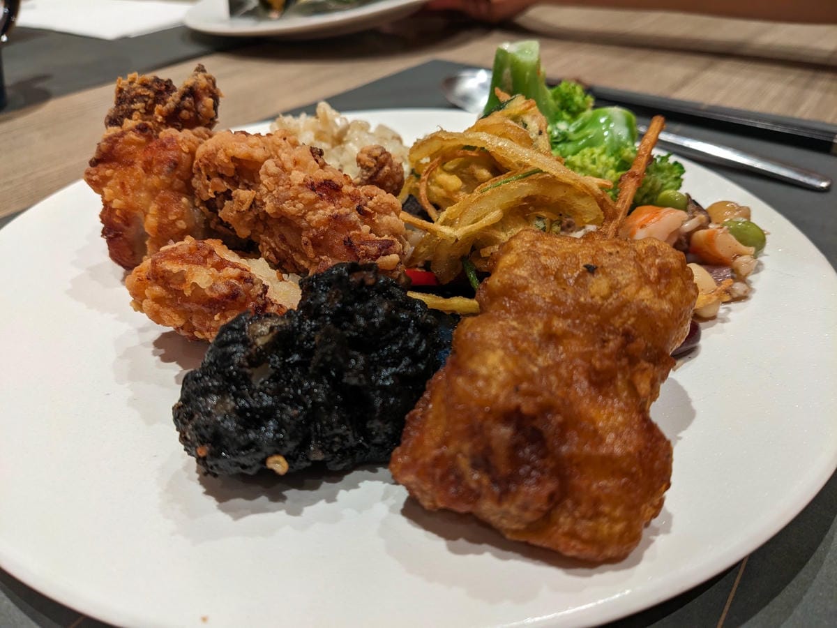 旭集台北信義自助餐吃到飽