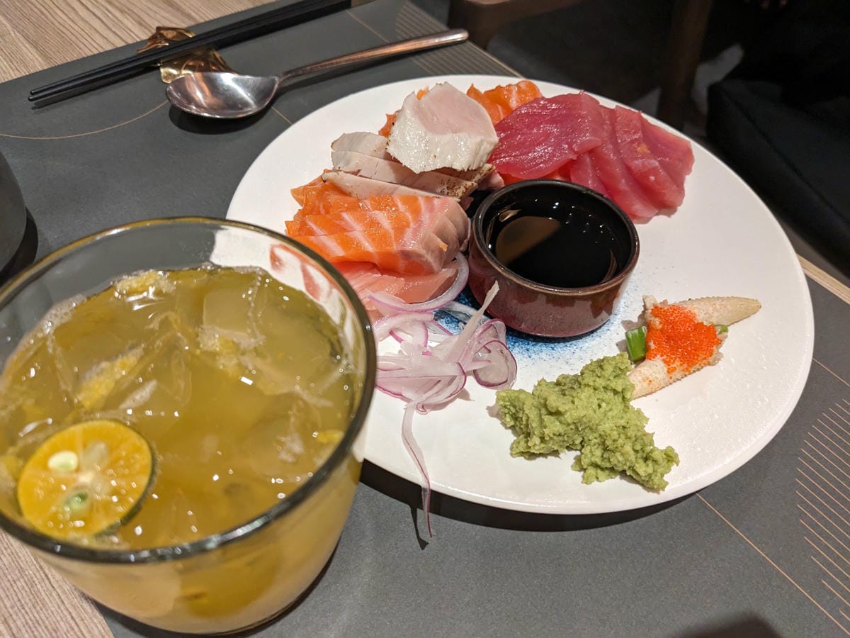 旭集台北信義自助餐吃到飽