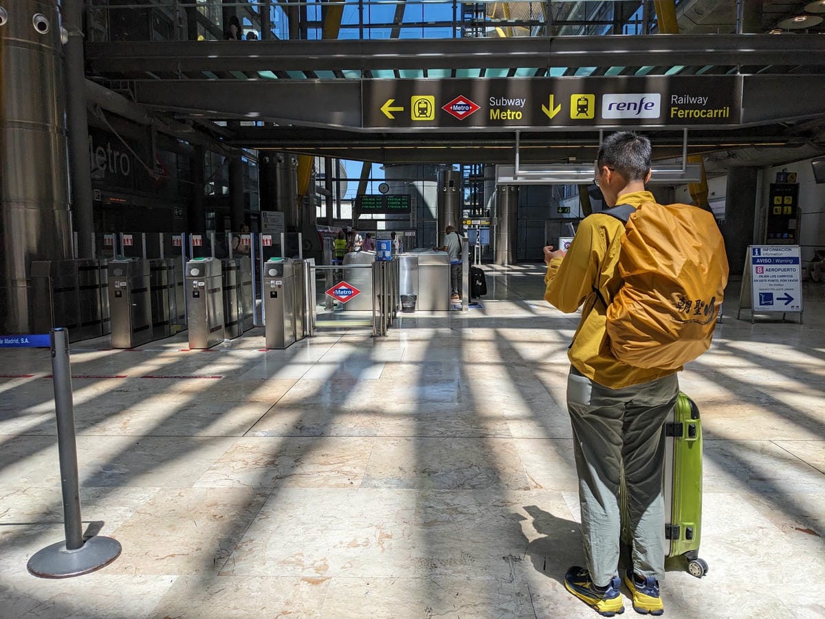 馬德里地鐵卡機場捷運