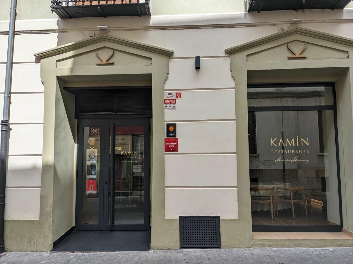 萊昂 KAMÍN Restaurante