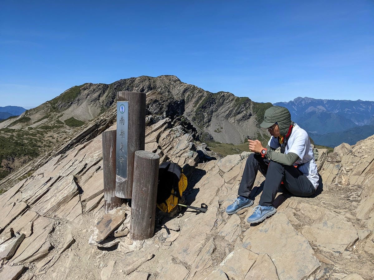 Altra越野跑鞋適合百岳高山&西班牙朝聖之路？