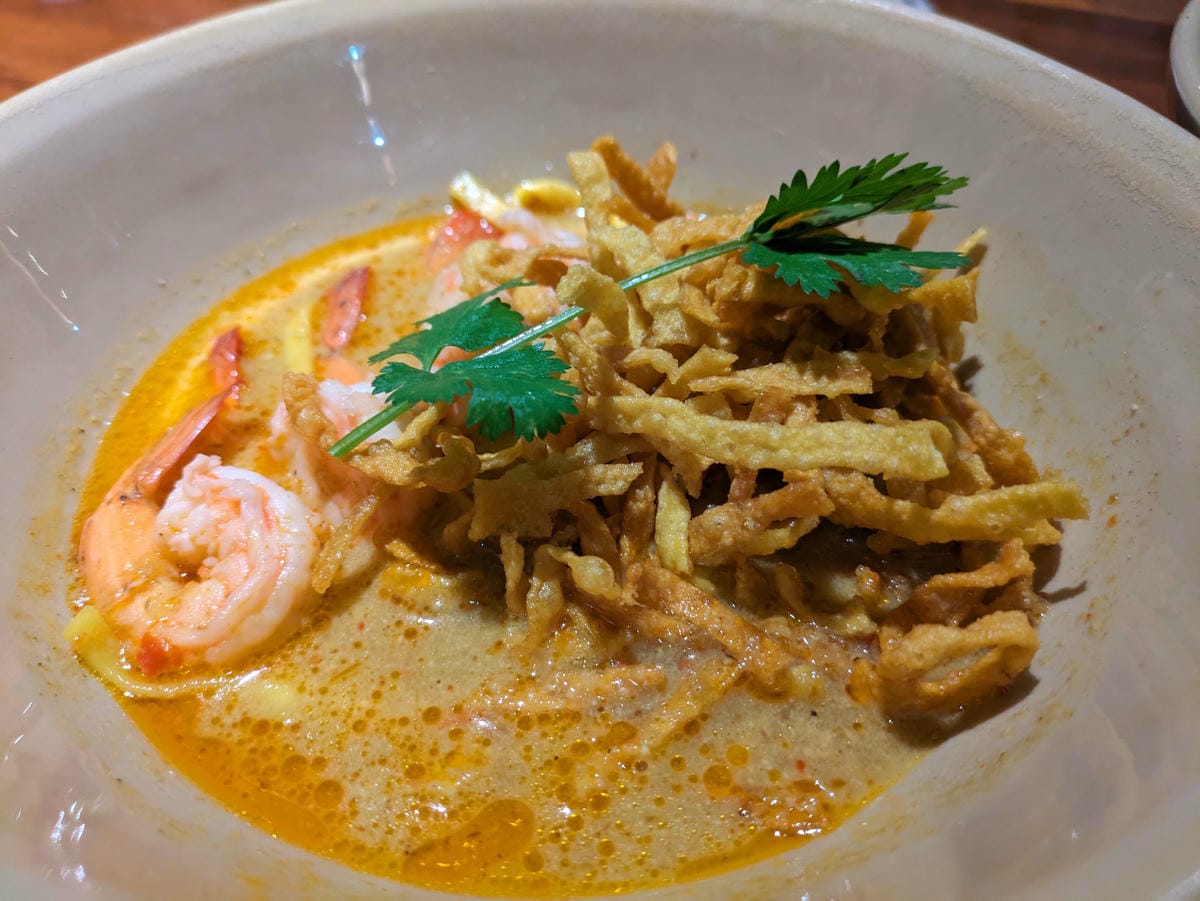 清邁長輩耍廢遊。危險的農產市集