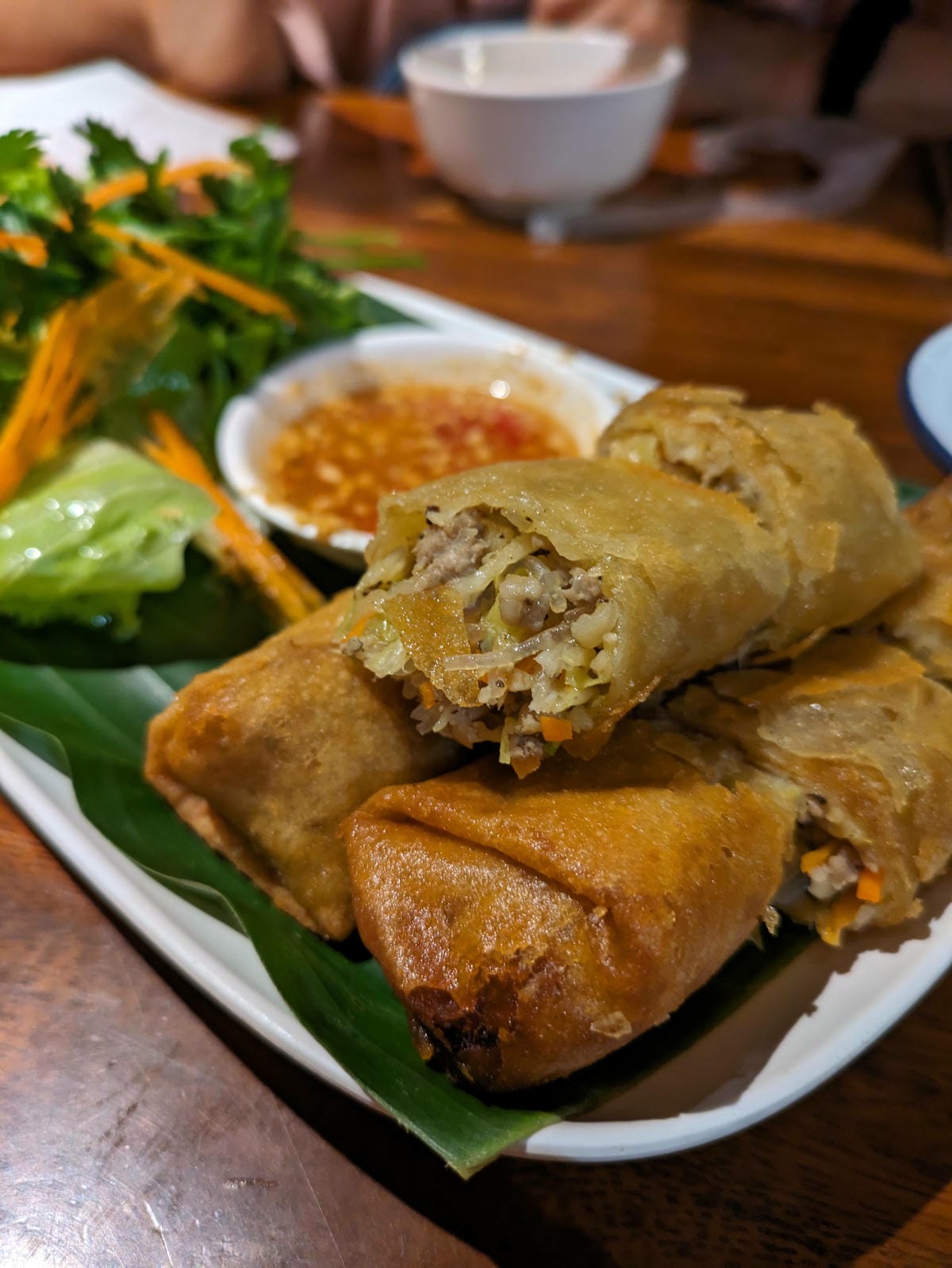 清邁長輩耍廢遊。危險的農產市集