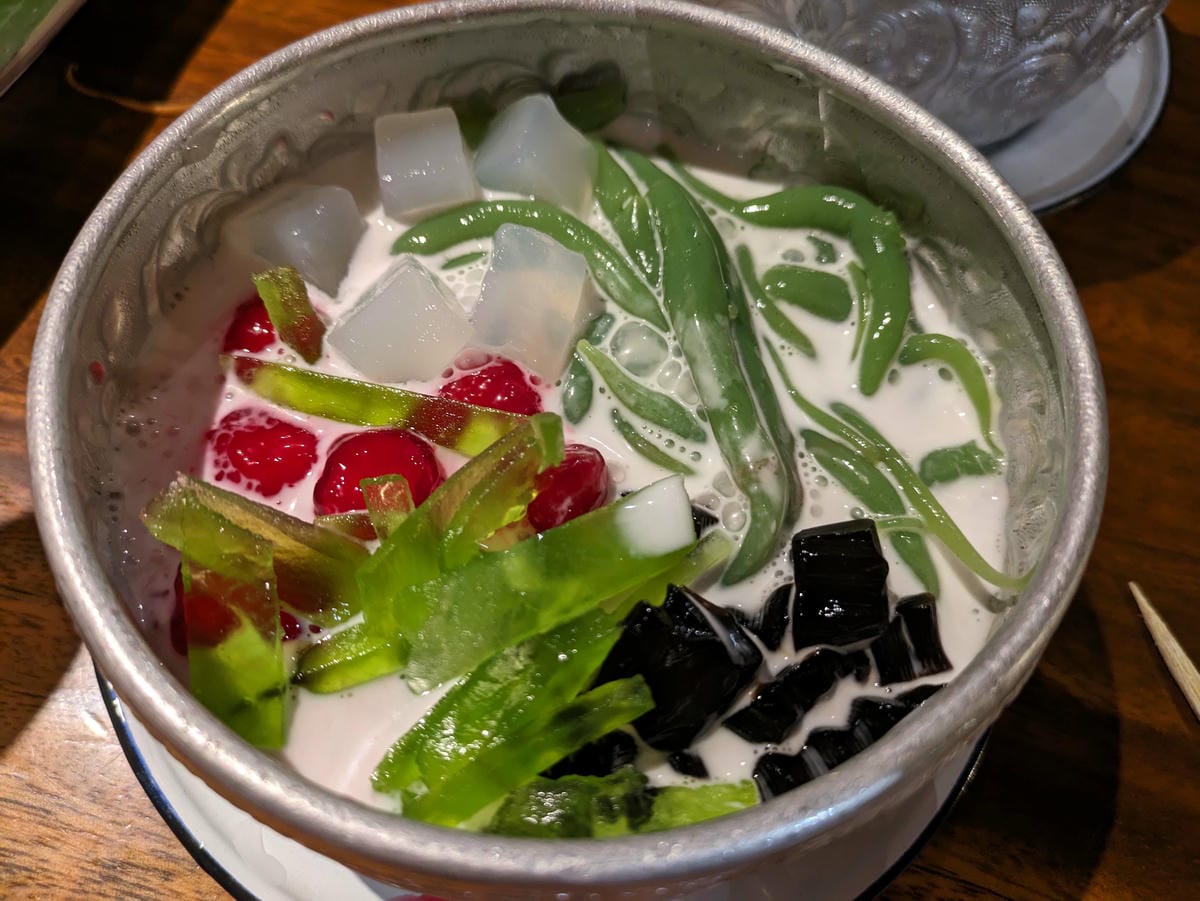 清邁長輩耍廢遊。危險的農產市集 - 第8張圖 清邁長輩耍廢遊。危險的農產市集