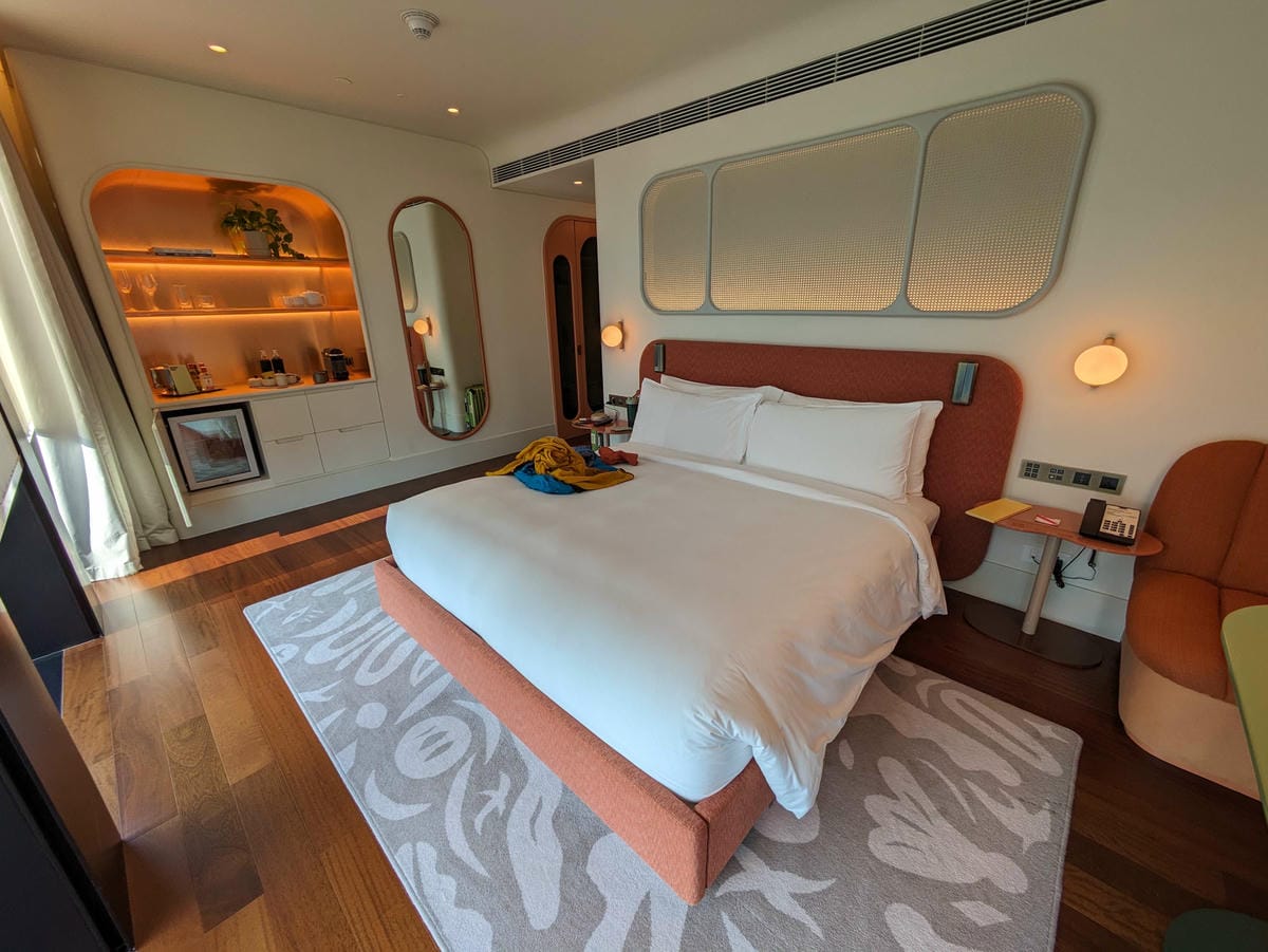 曼谷瑪哈納功標準酒店，曼谷最高視角