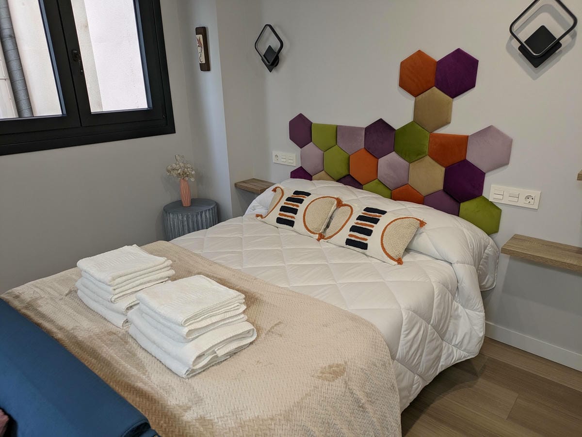 阿斯圖里亞斯 Oviedo 推薦住宿Caveda可寄放行李