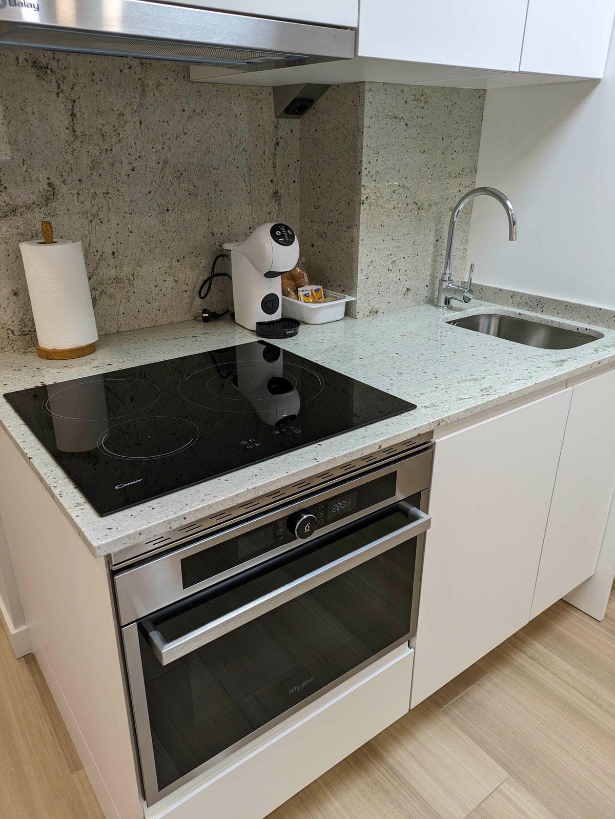 阿斯圖里亞斯 Oviedo 推薦住宿Caveda可寄放行李