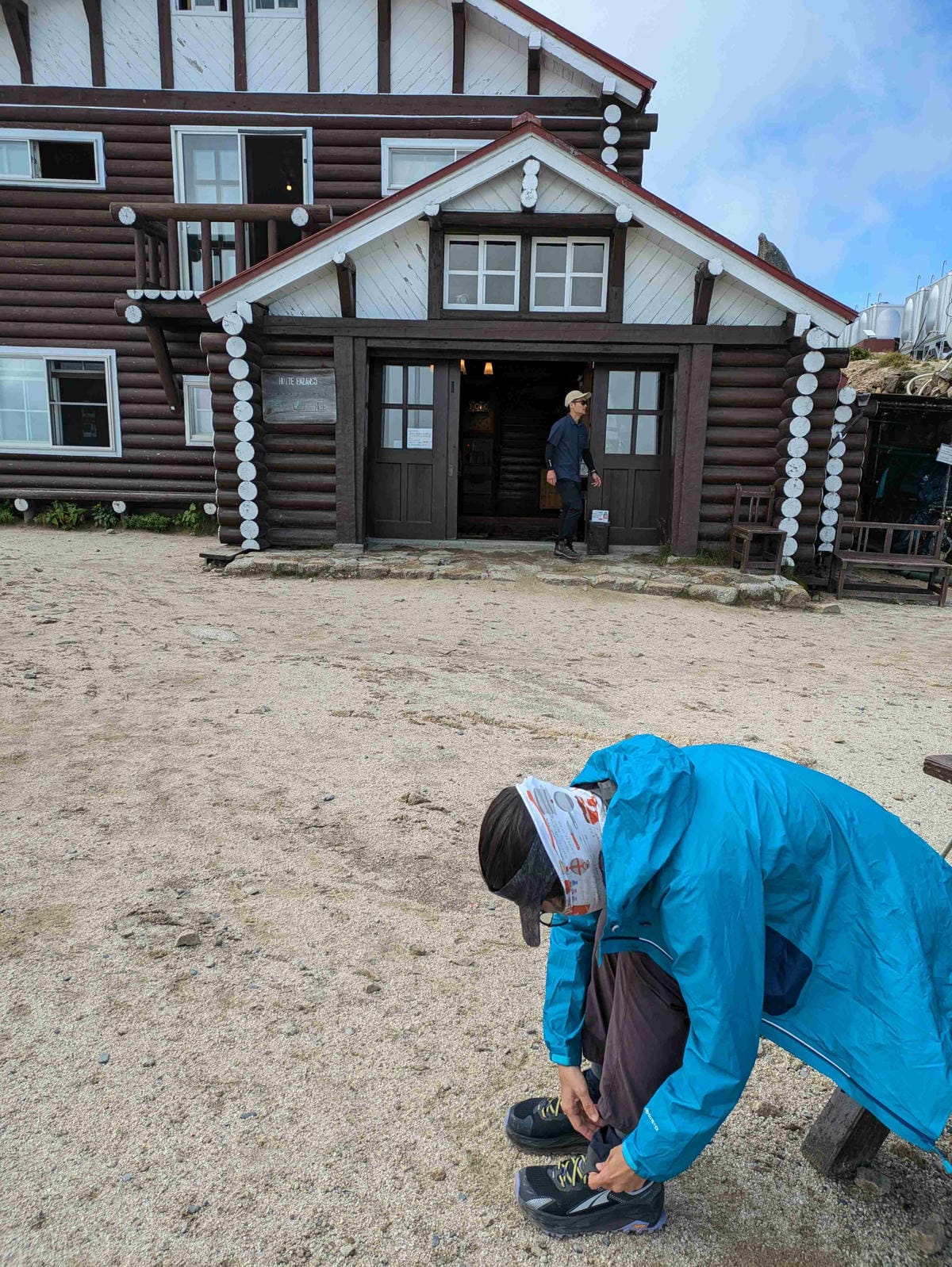 關於面對下坡膝蓋痛，我的想法