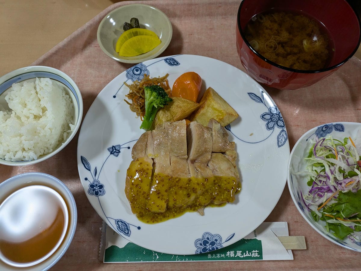 日本爬山上高地橫尾山莊