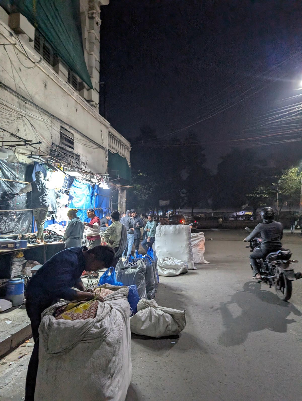 加爾各答初見面，住 peerless 這裡真好！