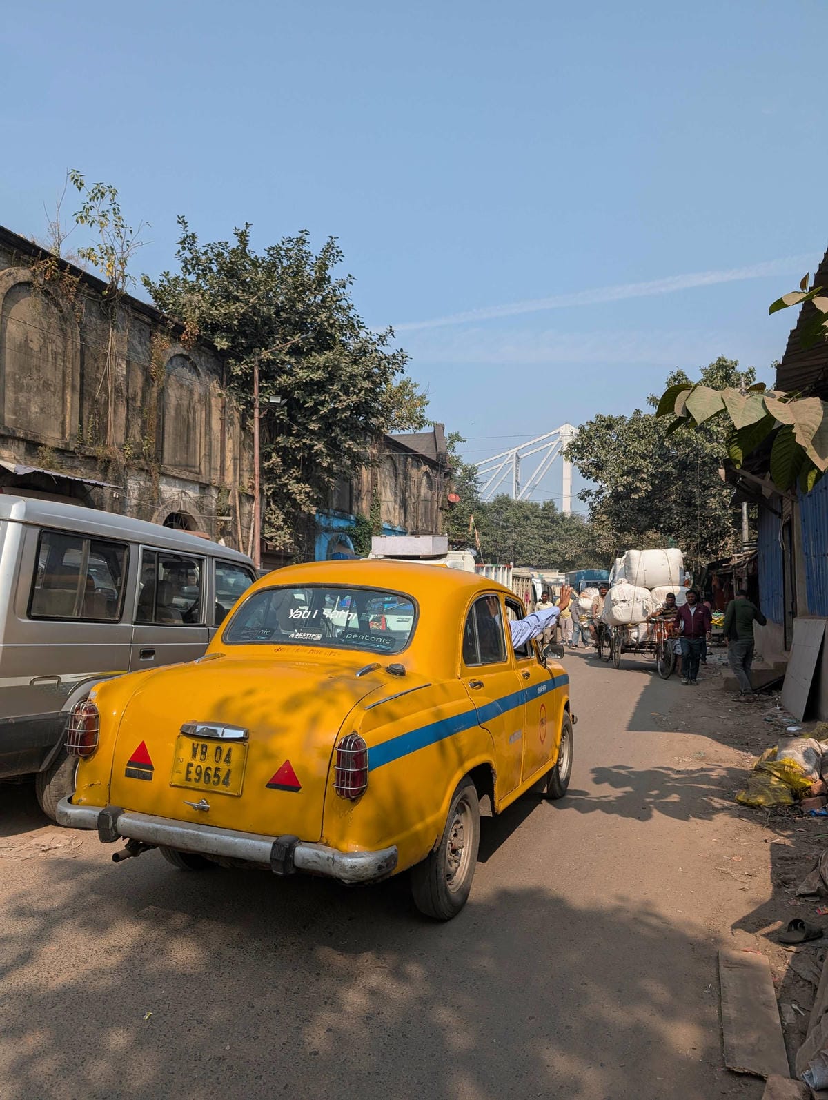 加爾各答｜穿梭於印度最大花市、泰戈爾故居、好吃香料羊