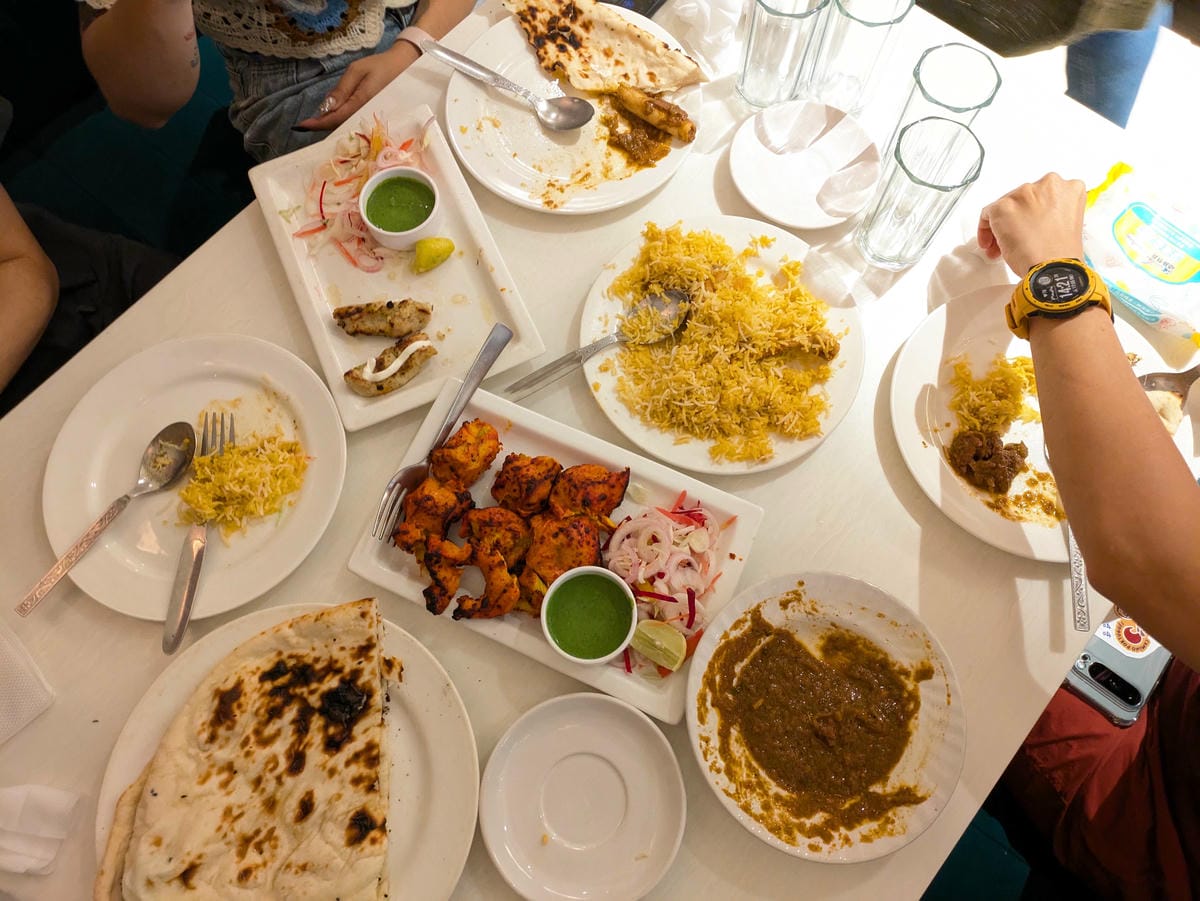 加爾各答｜穿梭於印度最大花市、泰戈爾故居、好吃香料羊