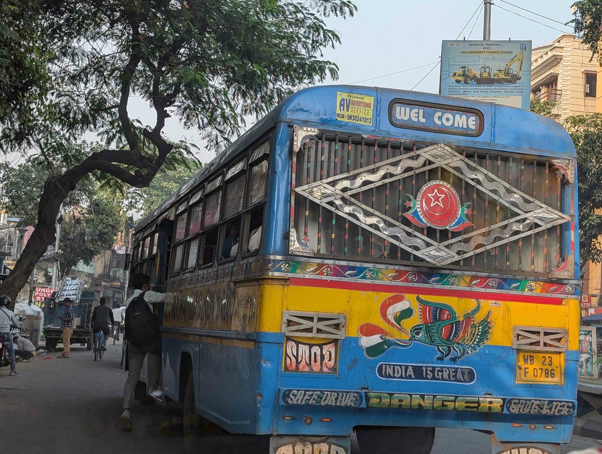 加爾各答｜穿梭於印度最大花市、泰戈爾故居、好吃香料羊