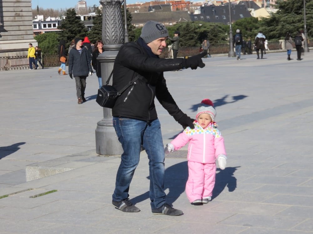 西班牙哪個季節去最好？春秋冬天氣怎麼穿？衣服怎麼帶？節慶有哪些